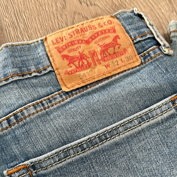 Mens Levis 541 denim jeans - Size 32 x 30 - Picture 5 of 6